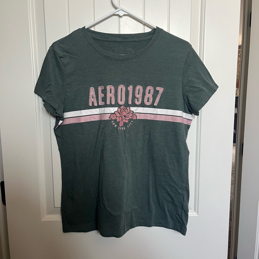 💝3/$10💝 Aero1987 Green and Pink Graphic Tee